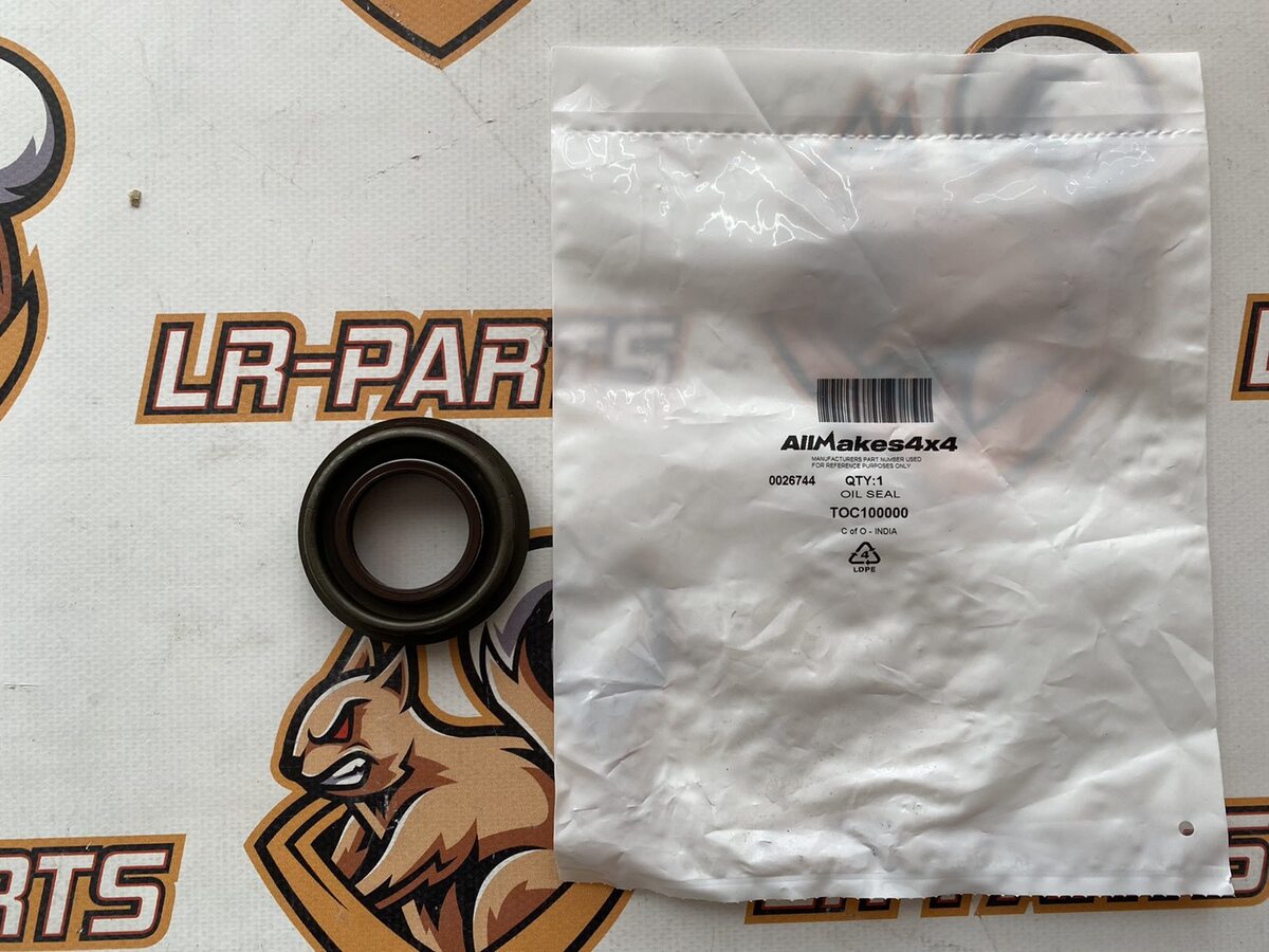 TOC100000 Rear axle oil seal Land Rover Freelander