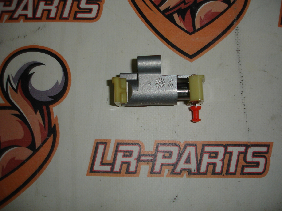 4462683 Timing chain tensioner upper right 4.2, 4.4 L, Range Rover L322, Range Rover Sport L320, Land Rover Discovery 3