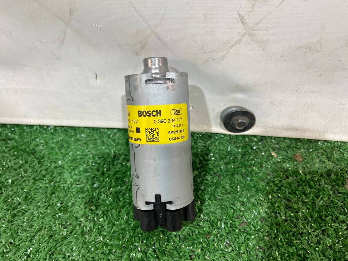 0390204171 Seat adjustment motor Jaguar F-Pace X761 (2017-) Used