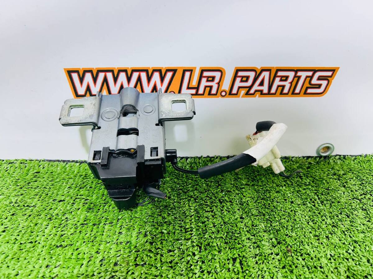 C2P15214 Засувка капота Jaguar F-Type X152 (2014-)