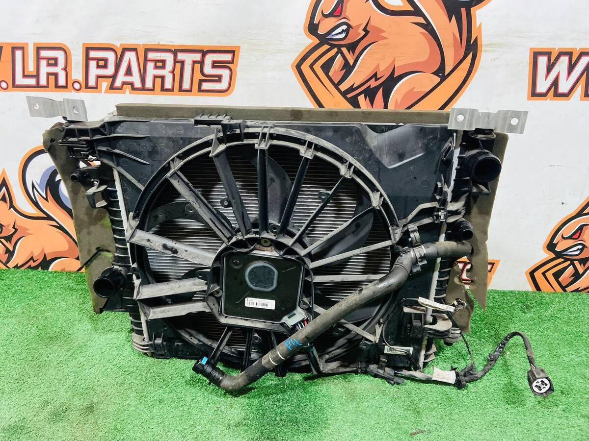 C2P17030 Radiator Cassette 3.0 Jaguar F-Type X152 (2014-) Used