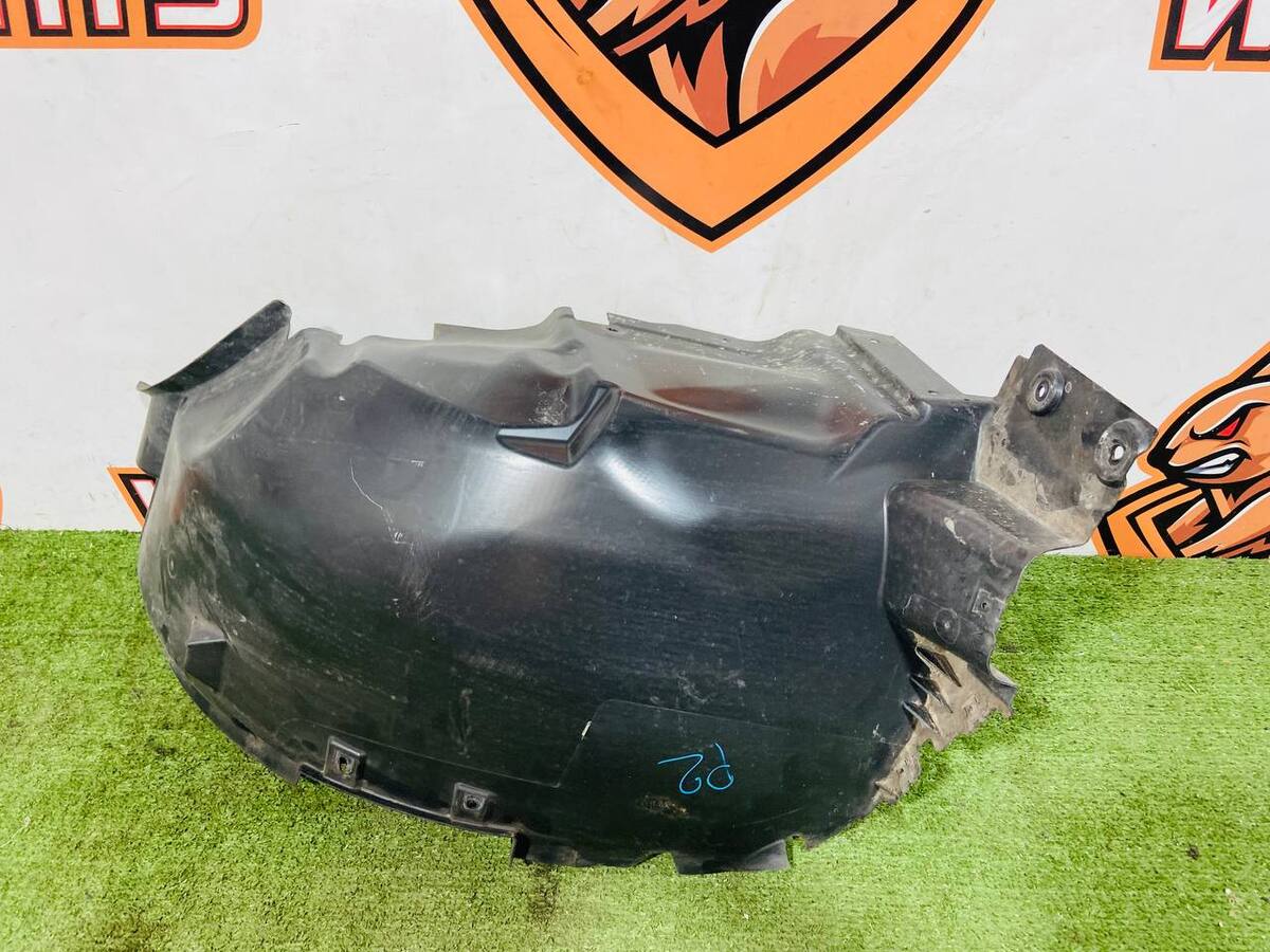 J9C18713 Front right mudguard (front part) Jaguar E-Pace X540 (2017-) Used