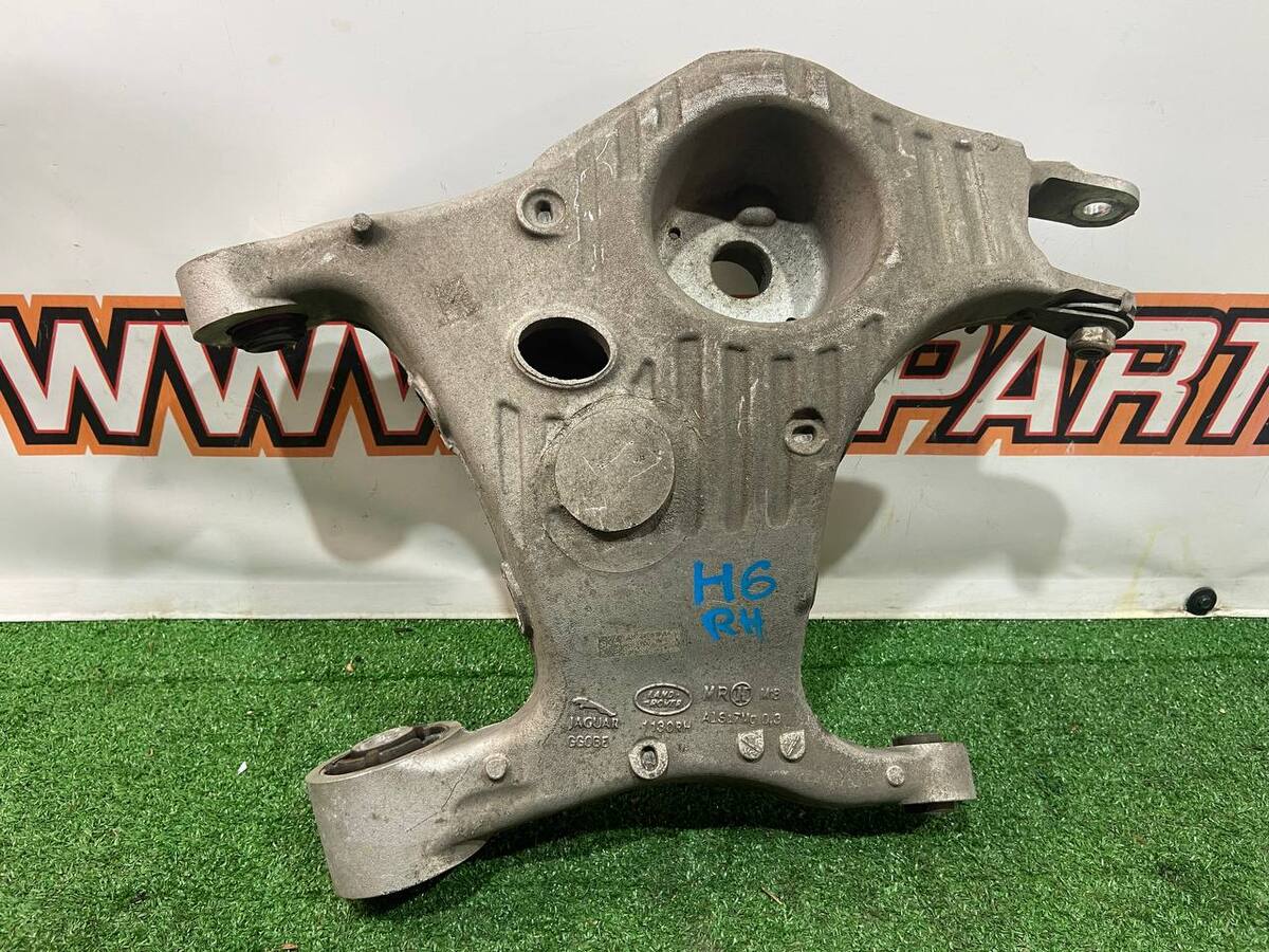 J9C26051 Rear right lower lever Jaguar E-Pace X540 (2017-) USED