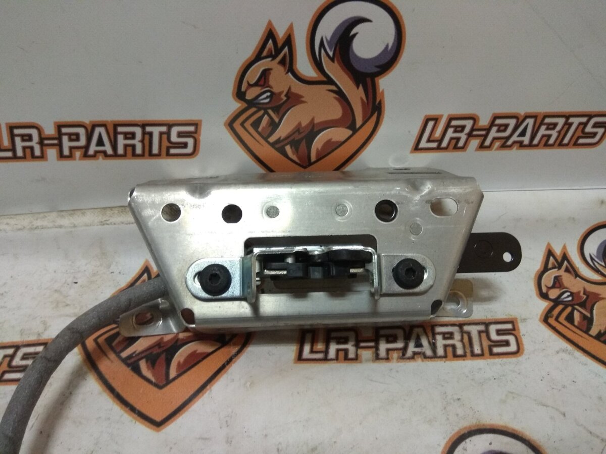 T2H19820 Rear shelf reinforcement left Jaguar XF X260 (2015-) used