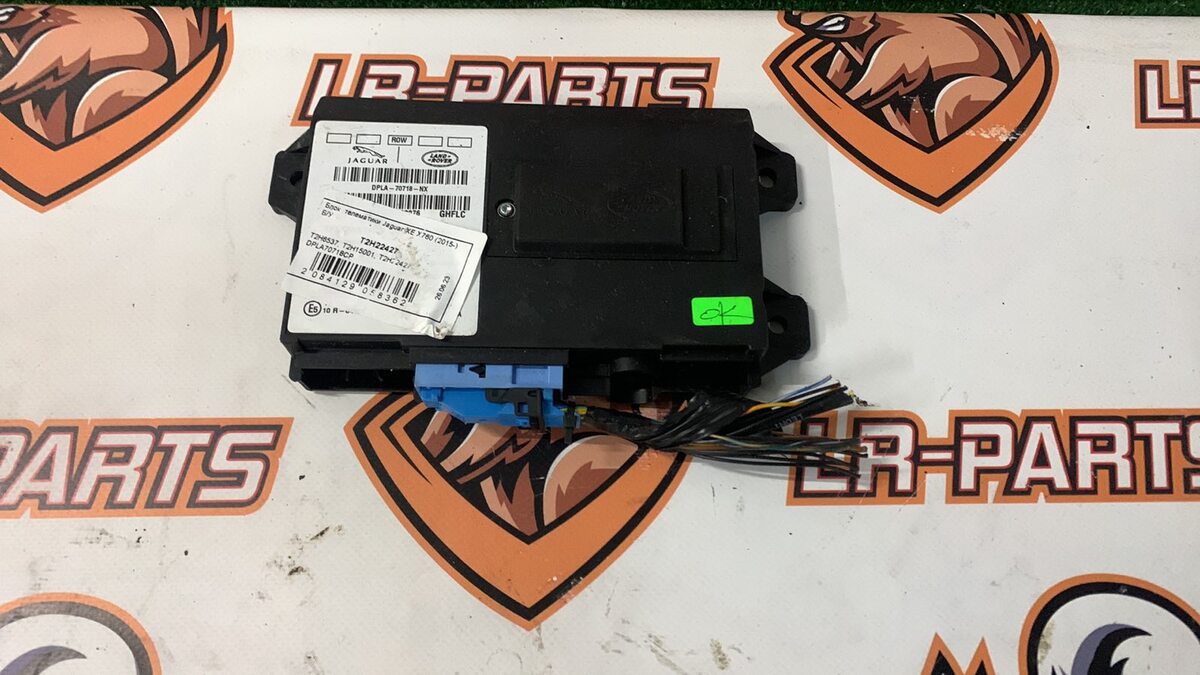 T2H22427 Telematics unit Jaguar XE X760 (2015-) Used