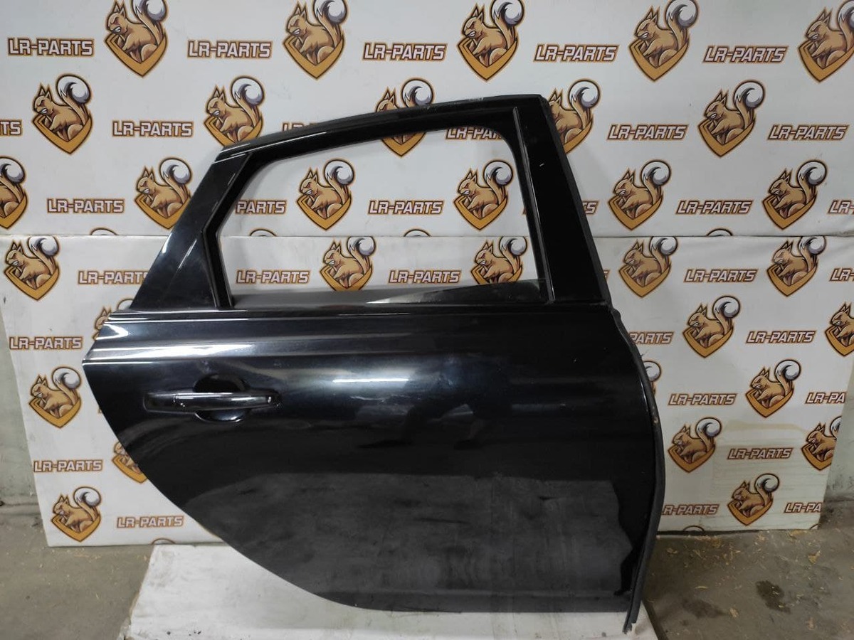 T2H35822 Drzwi tylne prawe JAGUAR XF używane