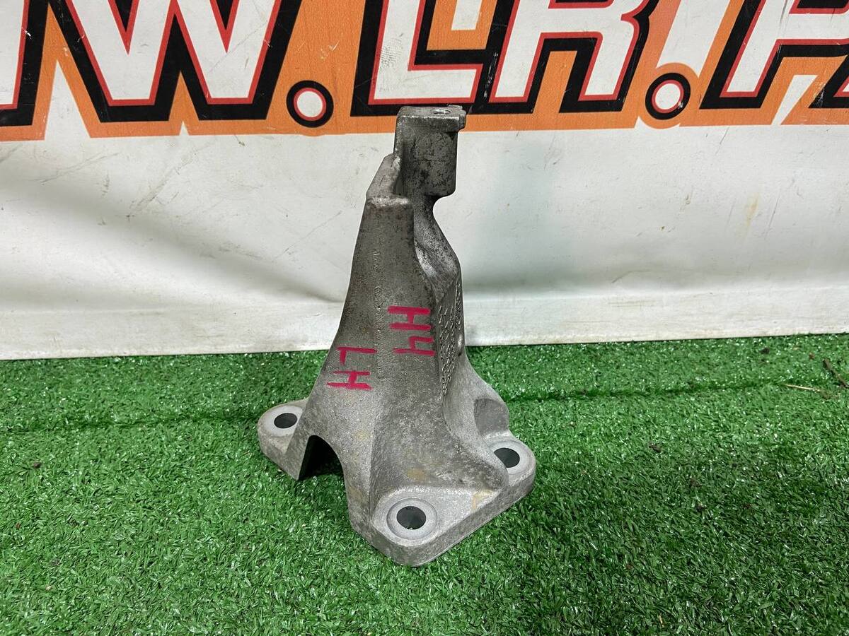 T2H9269 Used JAGUAR XF Left engine cushion bracket
