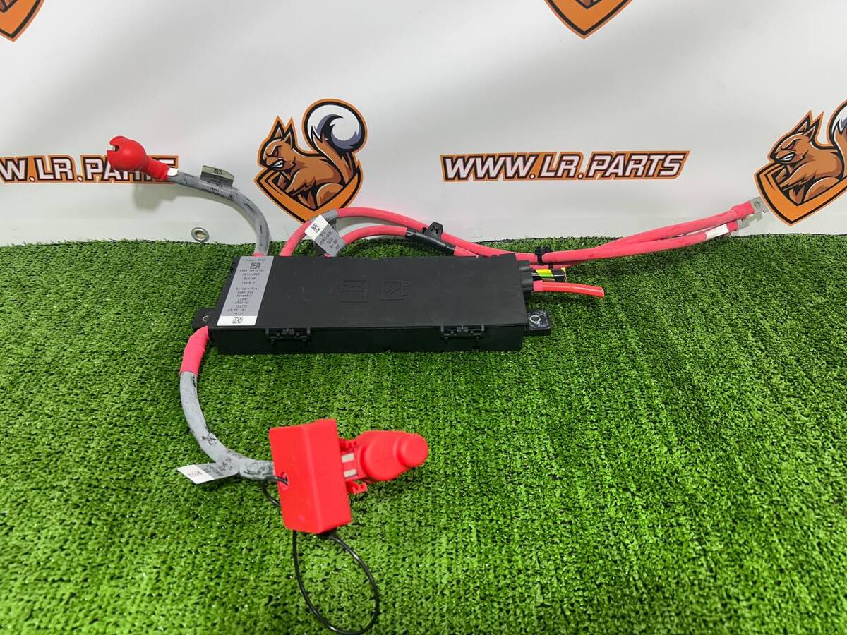 T2R11091 Fuse Box Jaguar F-Type X152 (2014-) Used