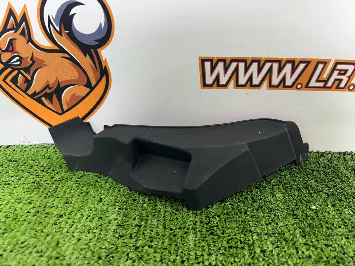 T2R8951 Osłona górna kabrioletu prawa Jaguar F-Type X152 (2014-) UŻYWANA