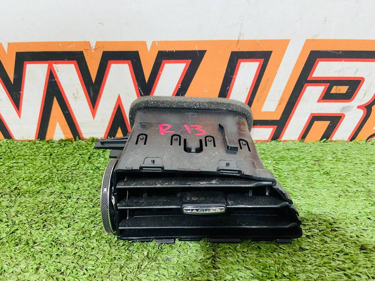 T4A34145 Instrument panel deflector Jaguar XE X760 (2015-) Used