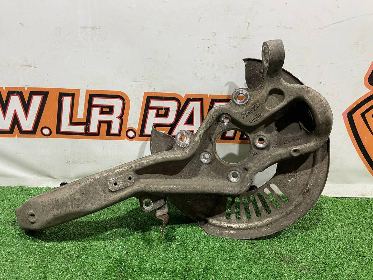 LR141976 Swivel fist (pivot) front right Jaguar F-Pace X761 (2017-) second hand