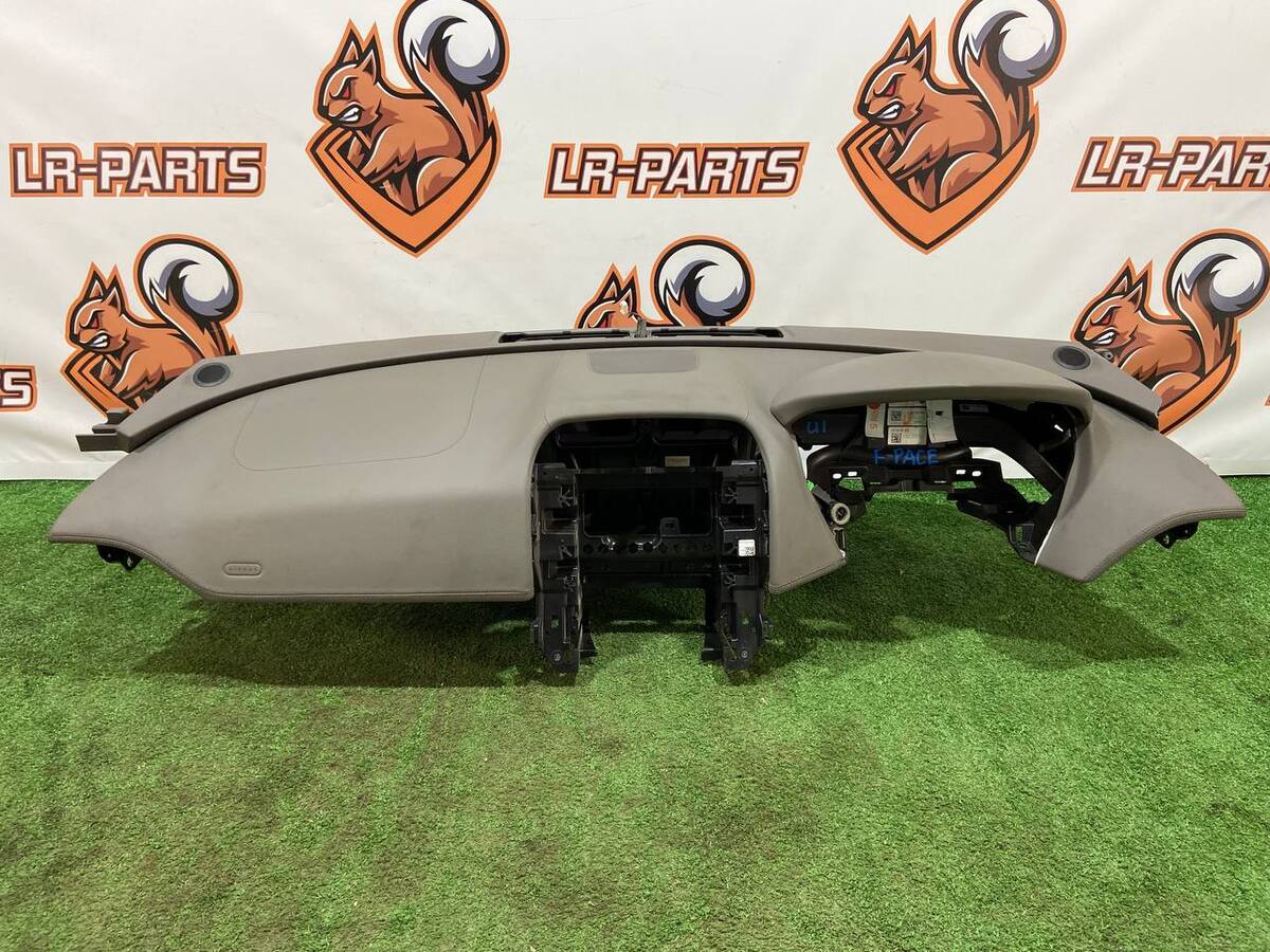 T4A3720AMT Torpedo pod AIR-BAG RHD JAGUAR F-PACE używane