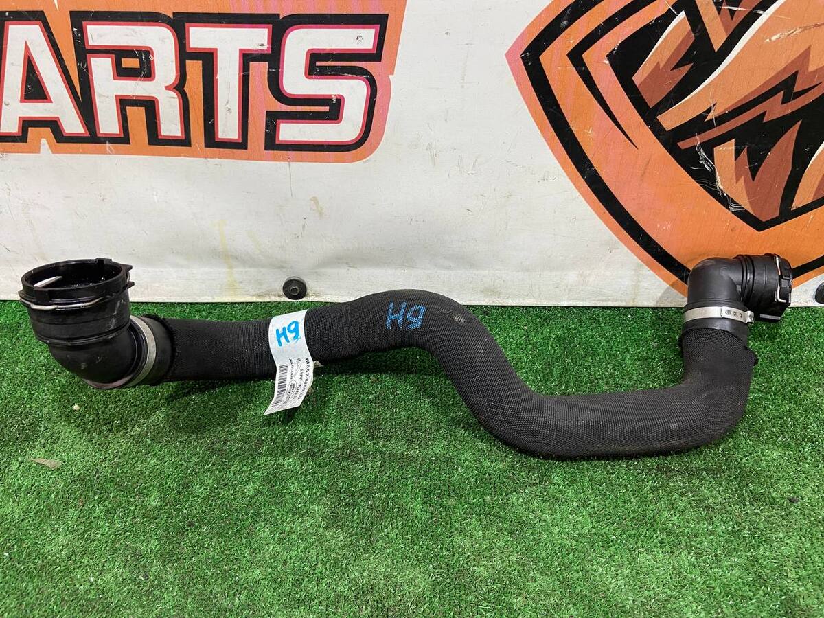 T4A37690 The upper jaguar F-Pace X761 (2017-) used radiator pipe