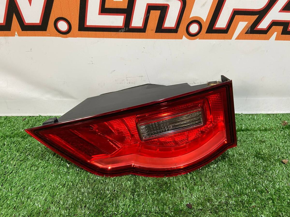 T4A37911 Rear right tail lamp RH Jaguar F-Pace X761 (2017-) used