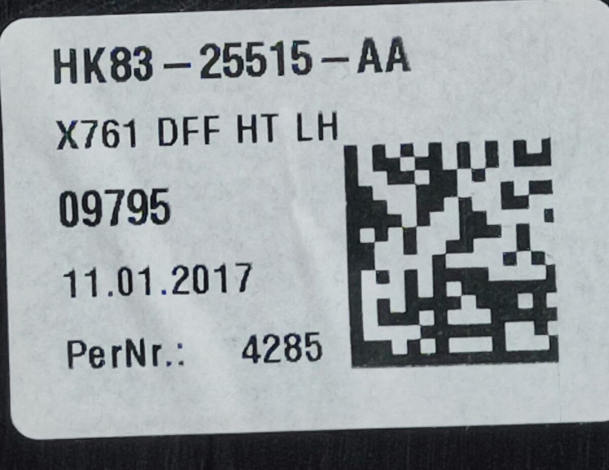 T4A44699 Listwa drzwiowa tylna lewa wewnętrzna JAGUAR F-PACE używana