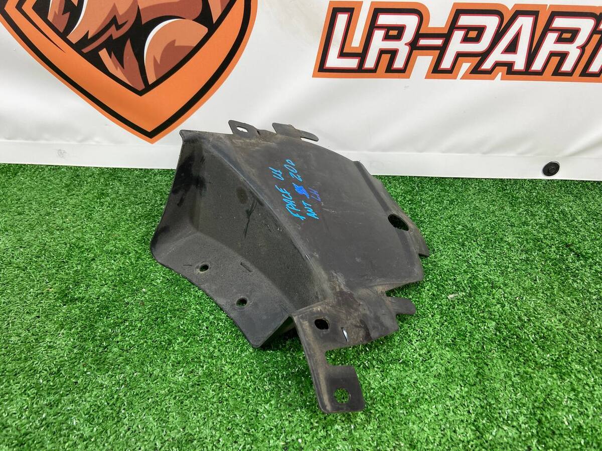 T4A7575 Air duct in the front bumper brake cooling left JAGUAR F-PACE Used