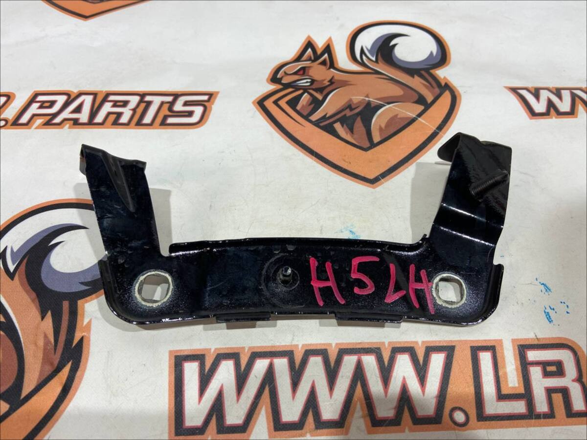 T4K10313 Left fender mounting bracket Jaguar I-Pace (2018-) used