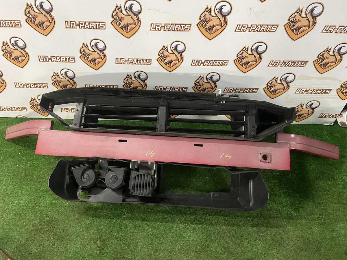 T4K1060 Lower blinds flap Jaguar I-Pace X590 (2018-) Used