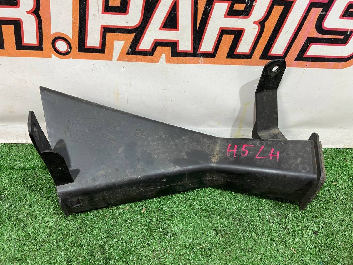 T4K1623 Kanał chłodzenia hamulca lewy Jaguar I-Pace (2018-) używany