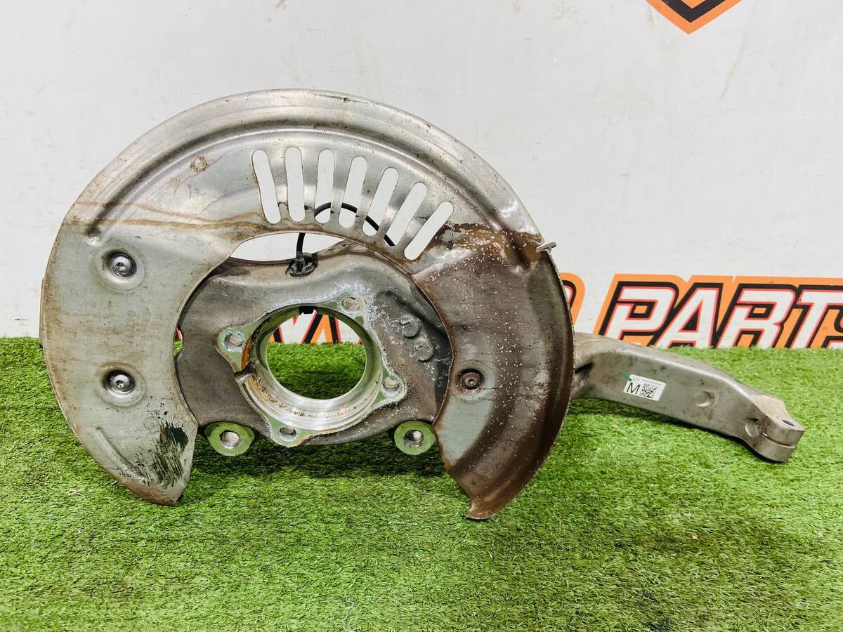 T4K16517 Steering knuckle (pin) front left Jaguar I-Pace X590 (2018-) Used