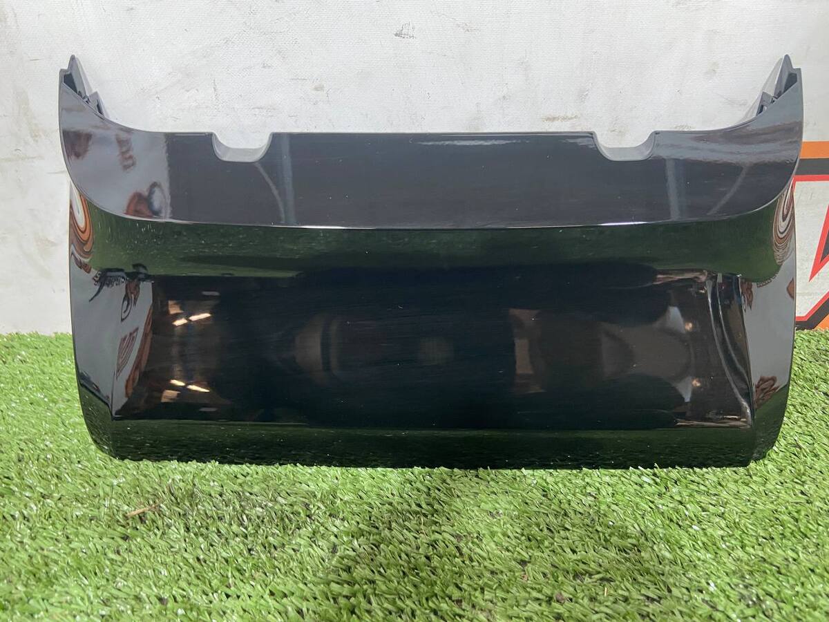 T4K2279 Osłona konsoli środkowej Jaguar I-Pace (2018-) UŻYWANA