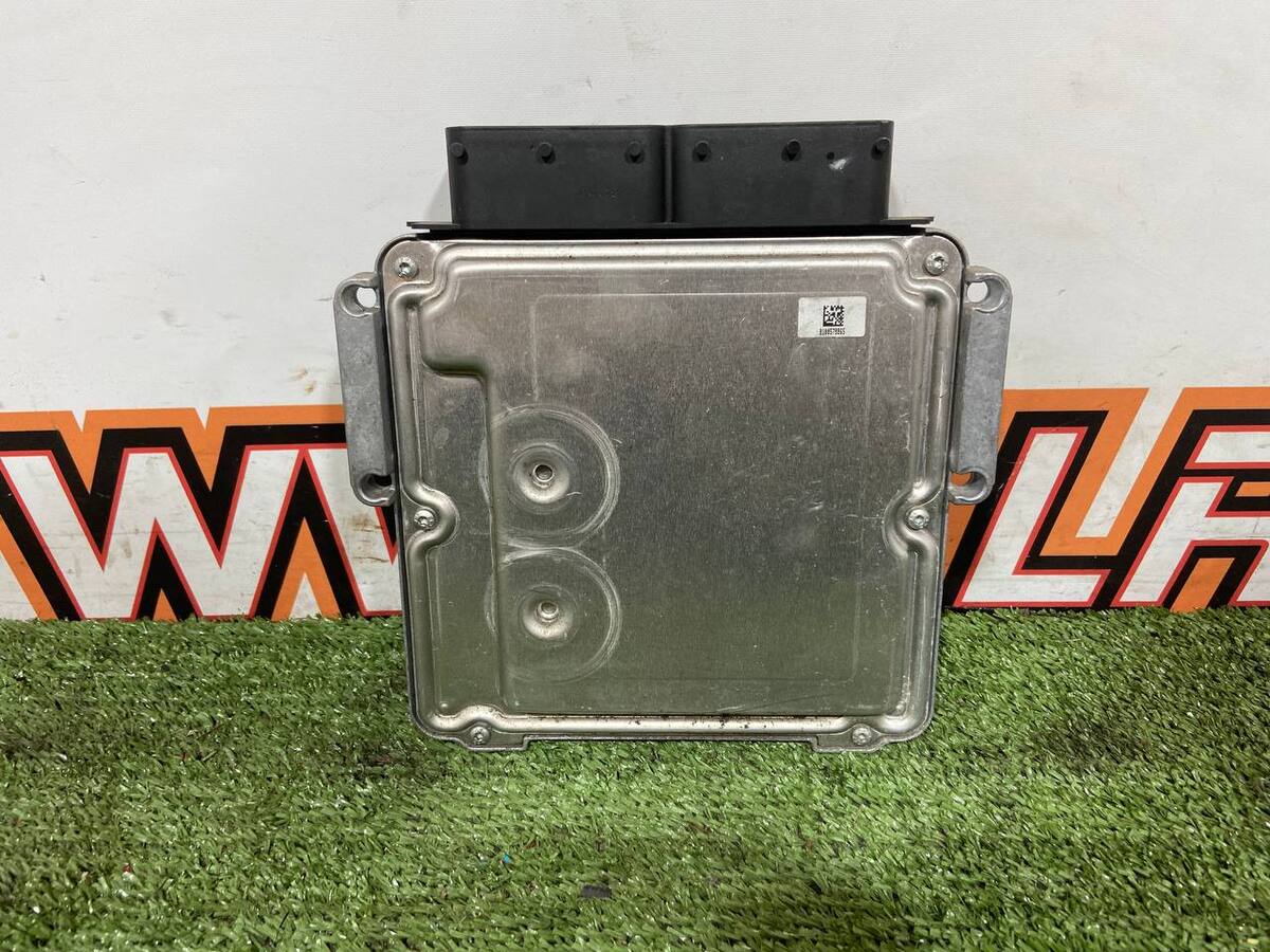 T4N14677 Engine Control Unit Jaguar F-Pace X761 (2017-) Used