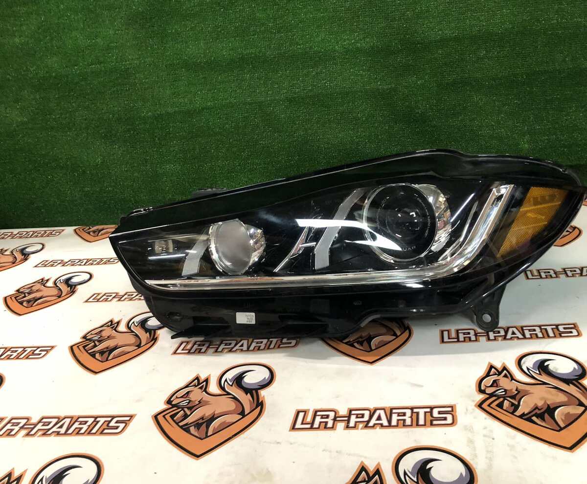 T4N22762 Headlight left USA Вi-xenon 12 pins Jaguar XE X760 (2015-) used