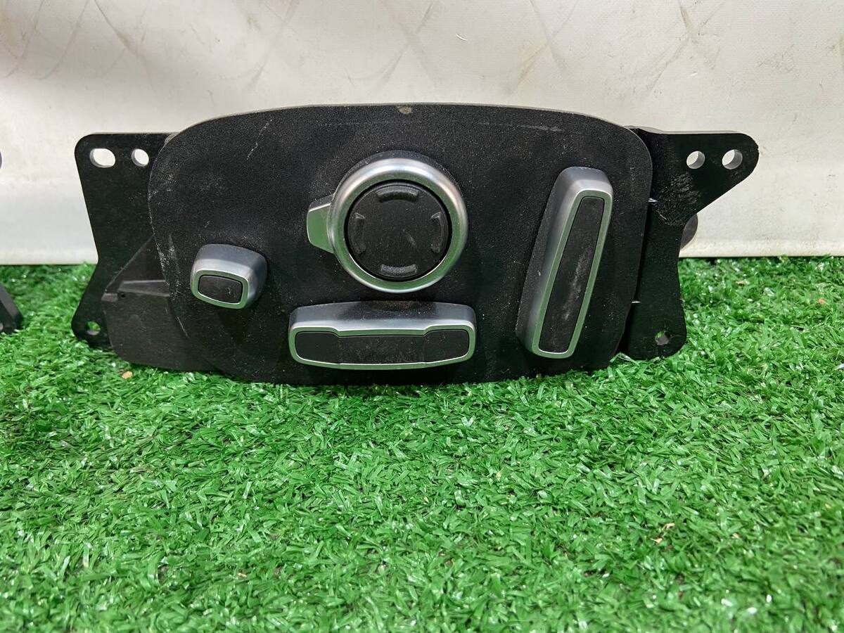 T4N23991 Electric seat adjustment switch left Jaguar I-Pace X590 (2018-) Used