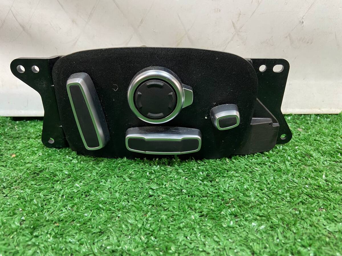 T4N23992 Electric Seat Adjustment Switch Right Jaguar I-Pace X590 (2018-) Used