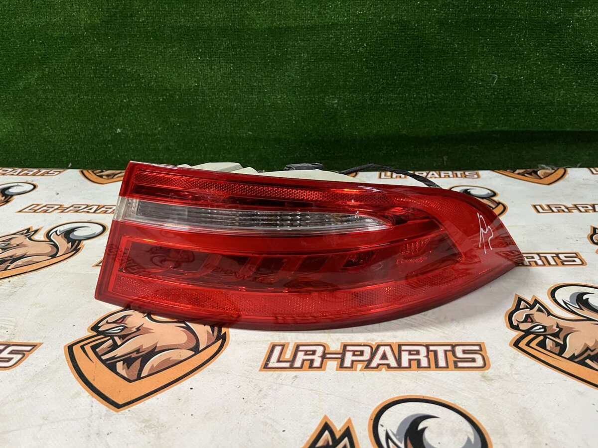 T4N24352 Rear right fender lamp Jaguar XE X760 (2015-) used
